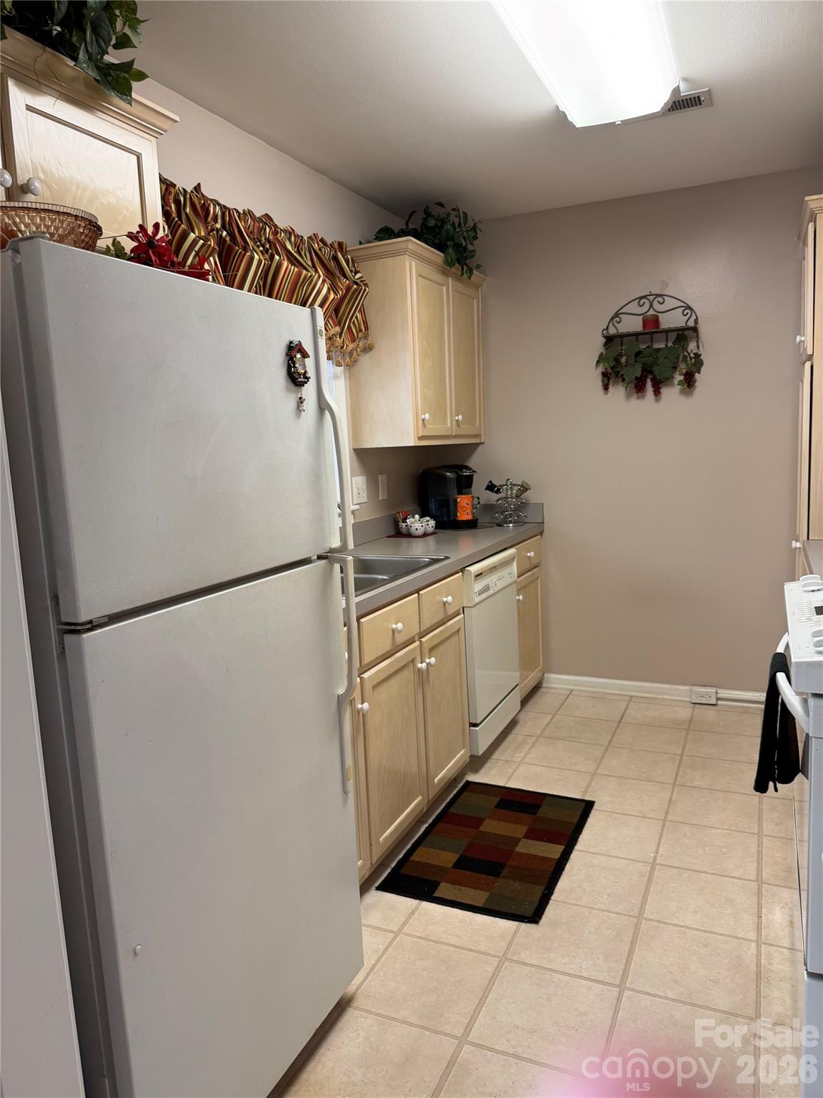 433 19th Avenue Court NE Unit: 14