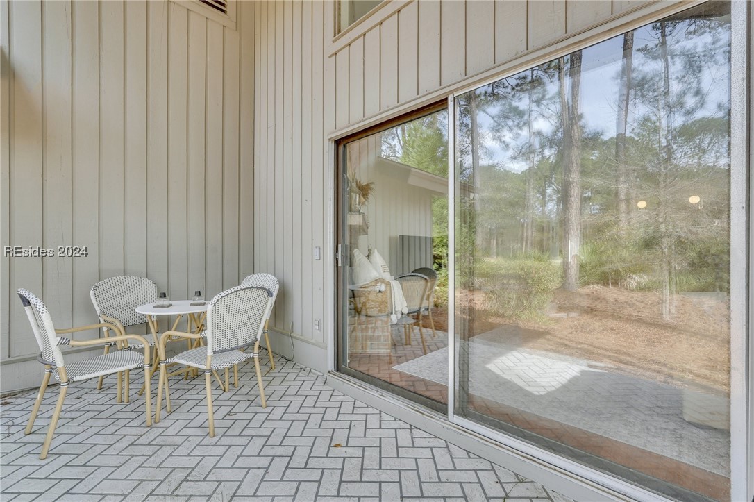 7 Towhee Road