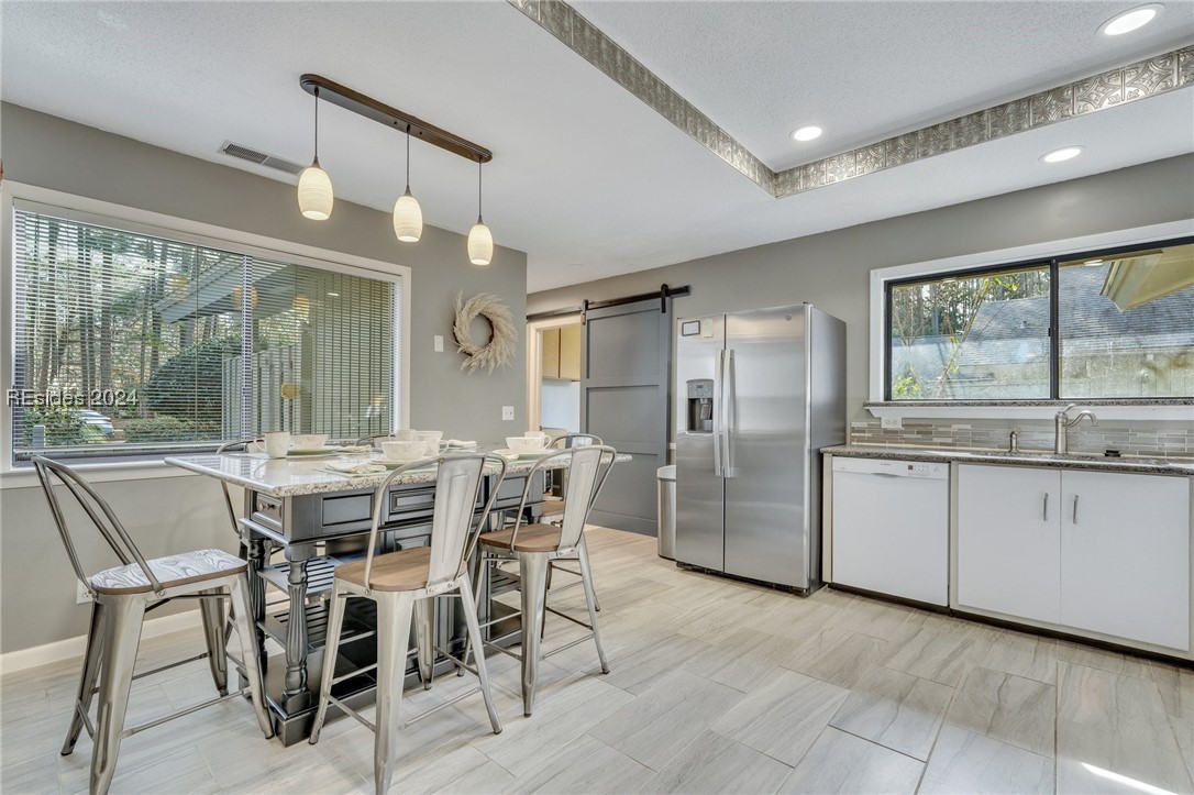 7 Towhee Road
