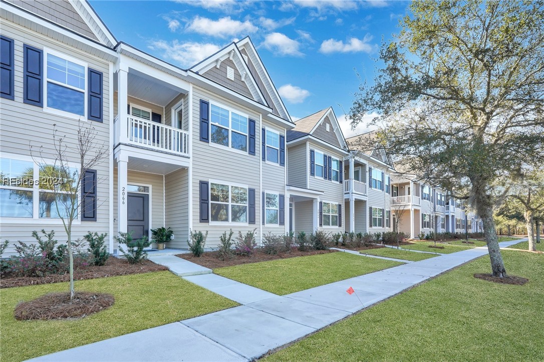 2066 Blakers Boulevard