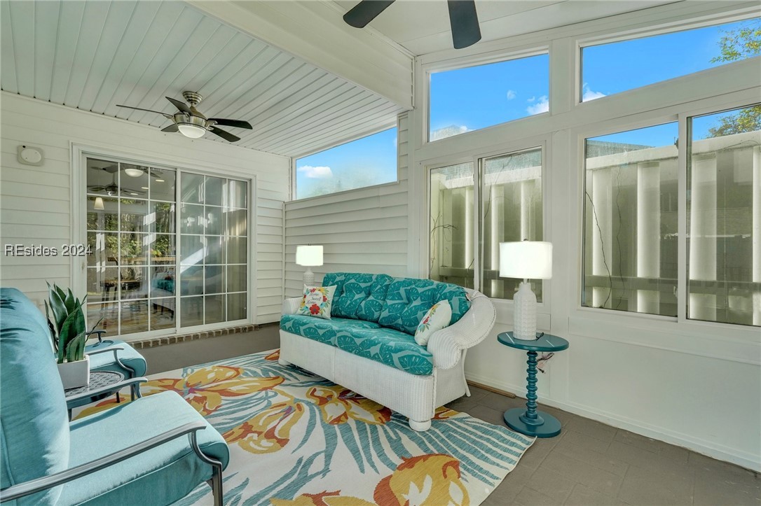 128 Crossings Boulevard