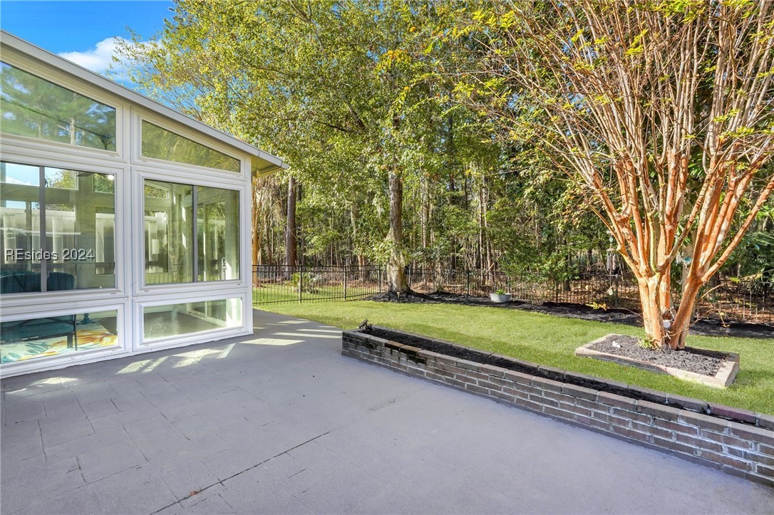 128 Crossings Boulevard