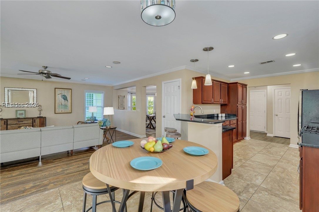 128 Crossings Boulevard