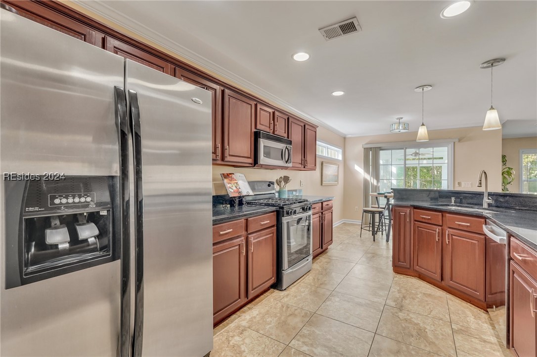 128 Crossings Boulevard