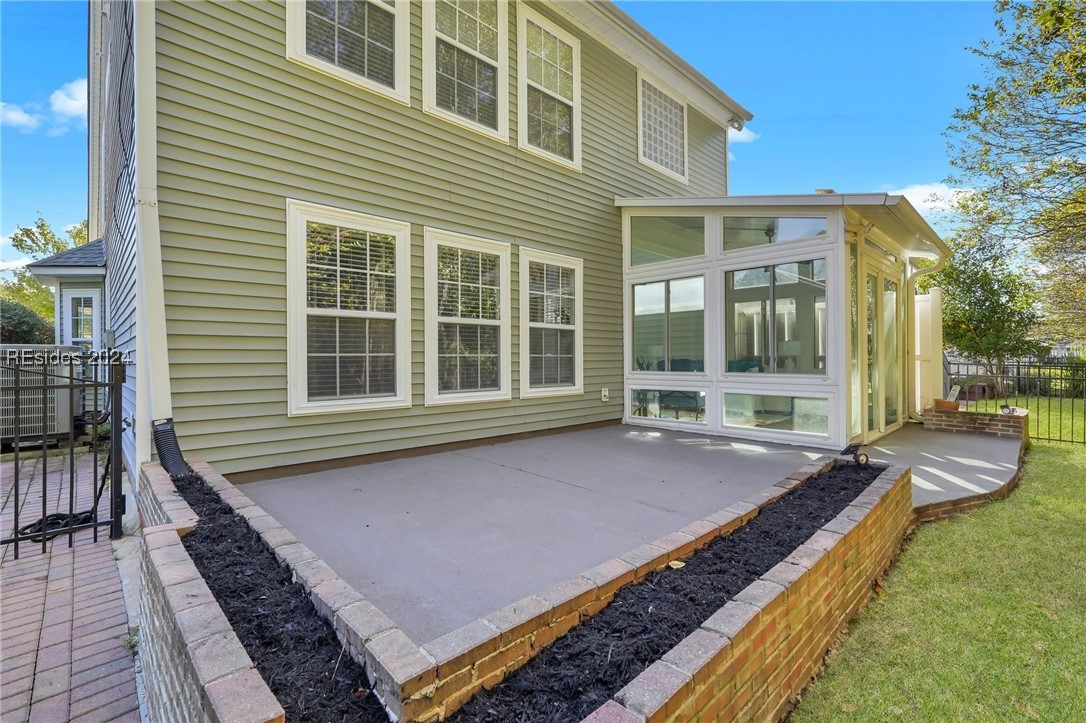 128 Crossings Boulevard