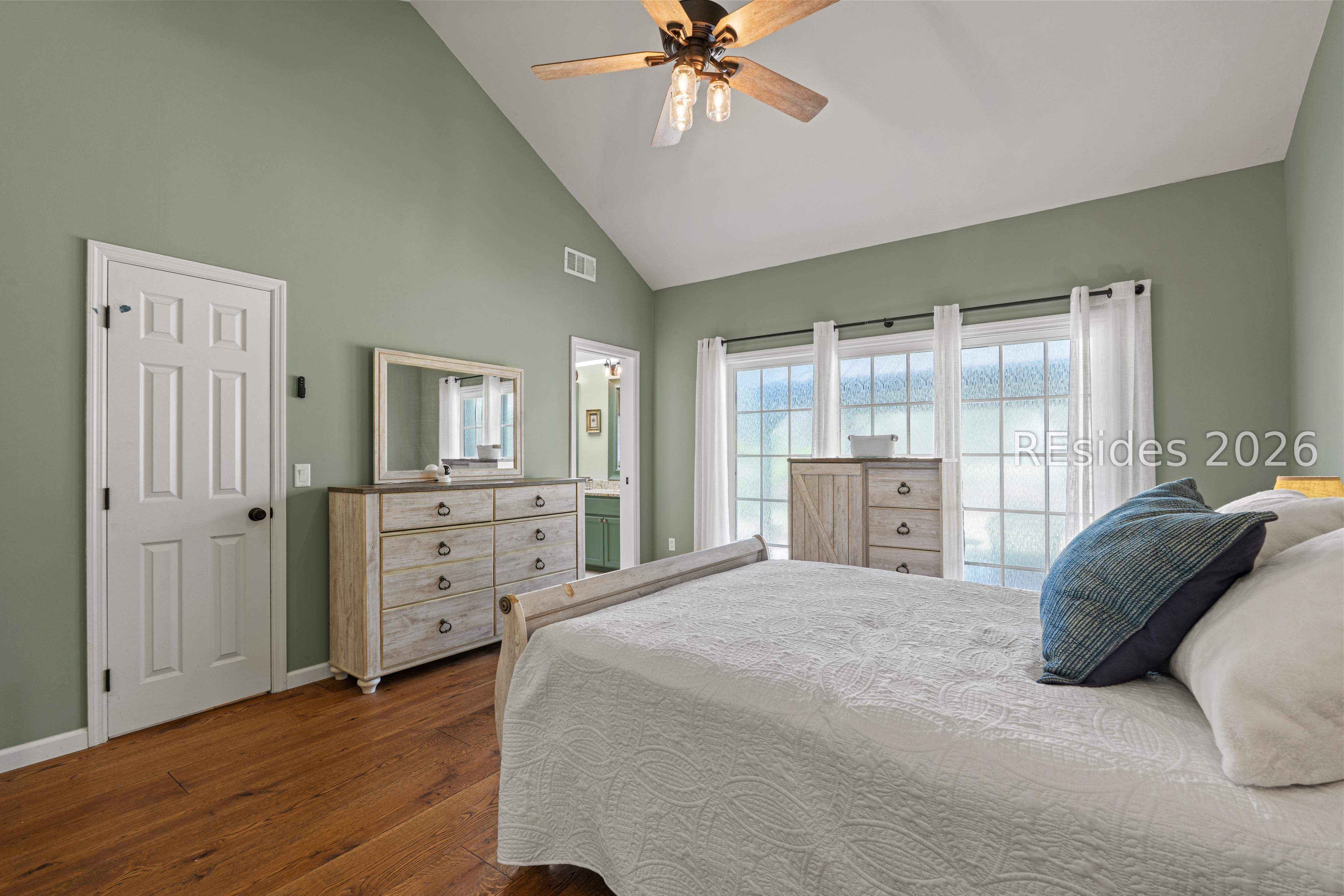 26 Fairway Drive
