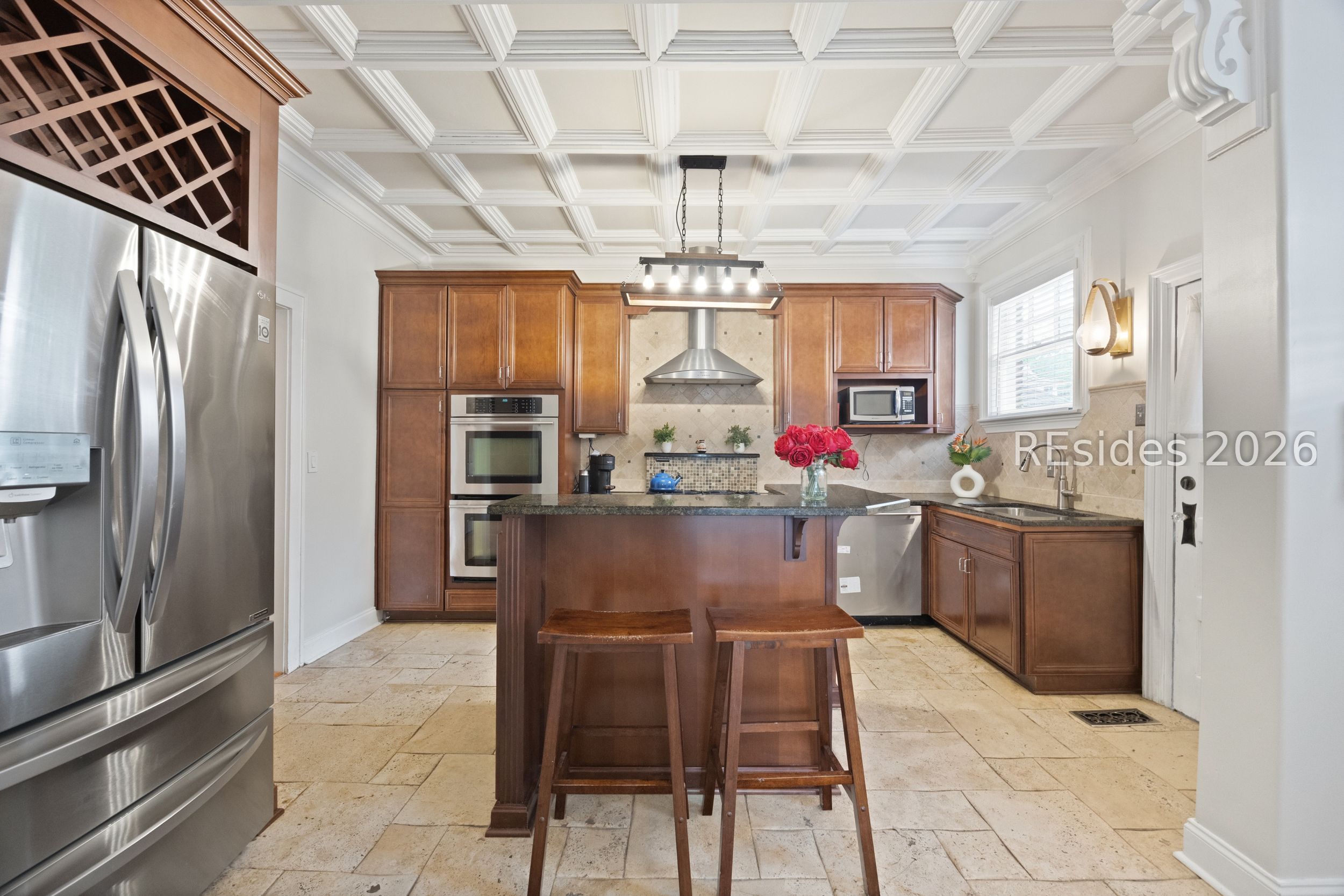 535 E 44th Street