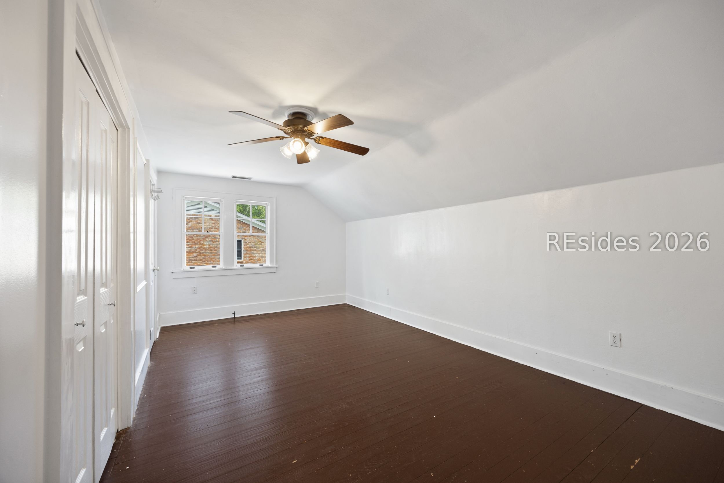 535 E 44th Street