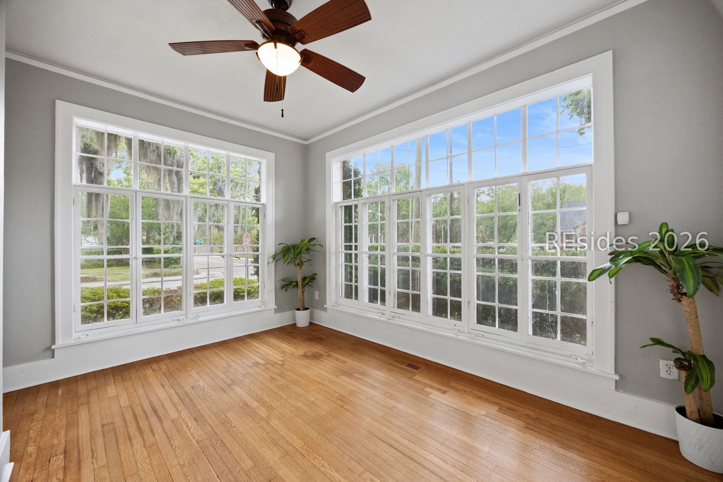 535 E 44th Street
