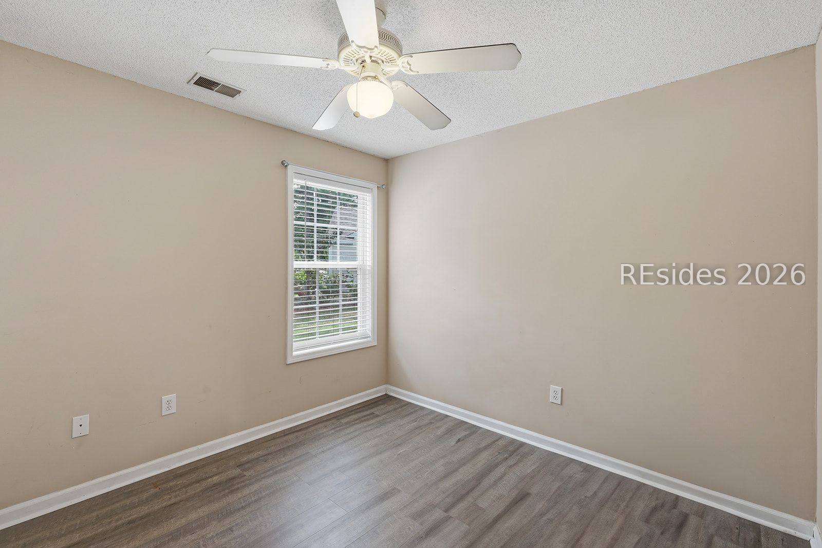 1 Lake Linden Court