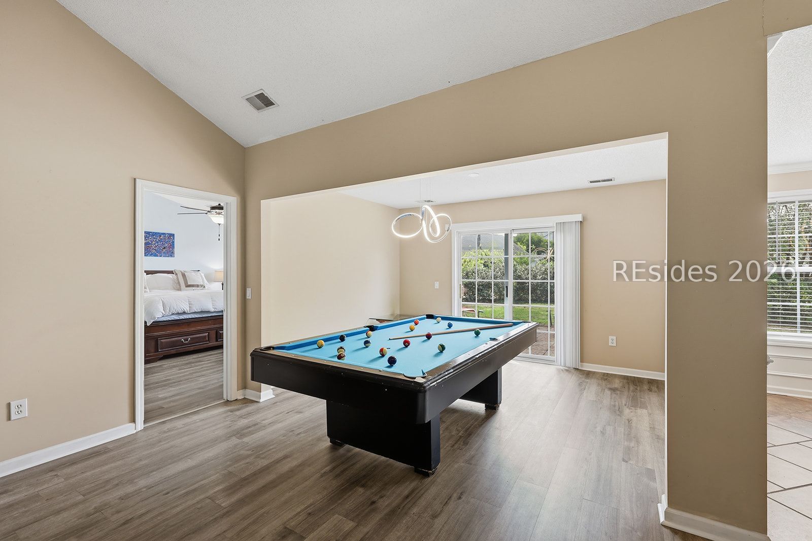1 Lake Linden Court