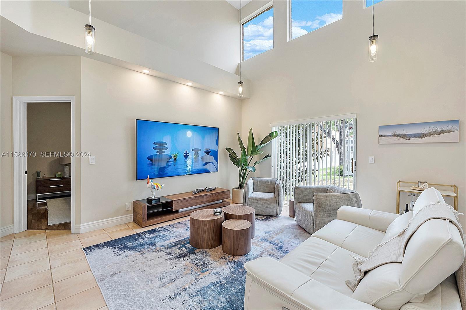 11375 Lakeview Drive 68U