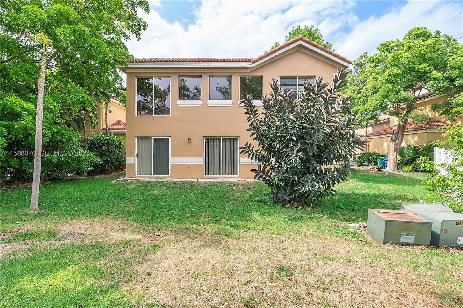 11375 Lakeview Drive 68U