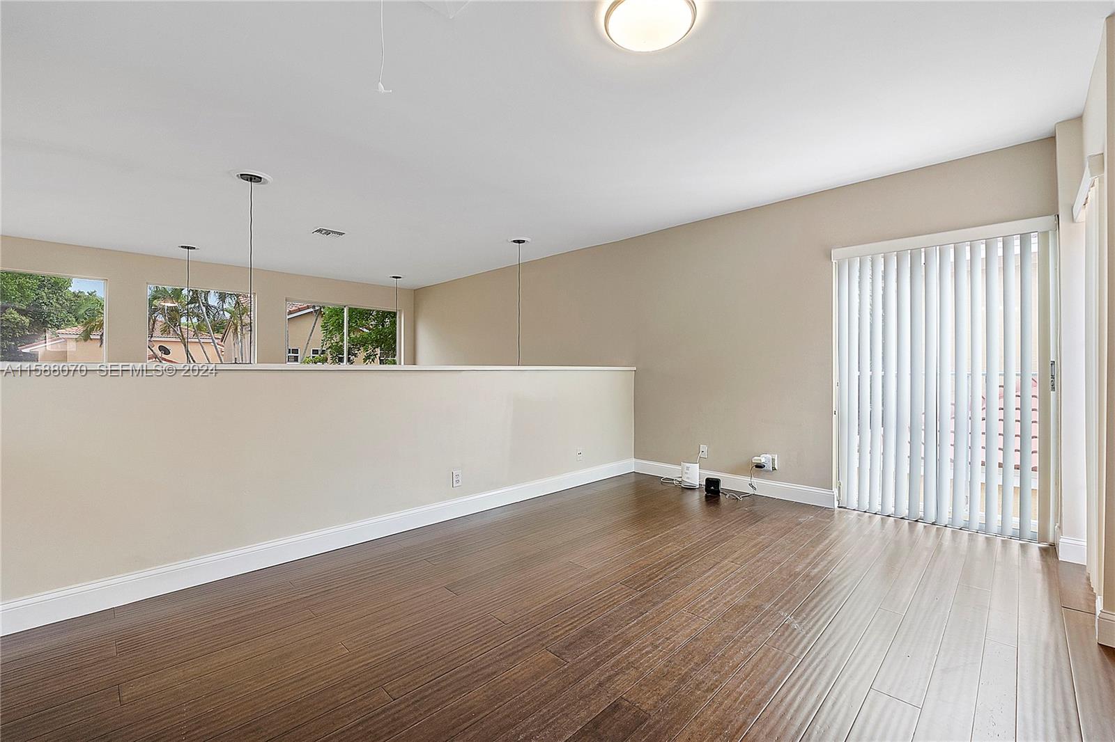11375 Lakeview Drive 68U