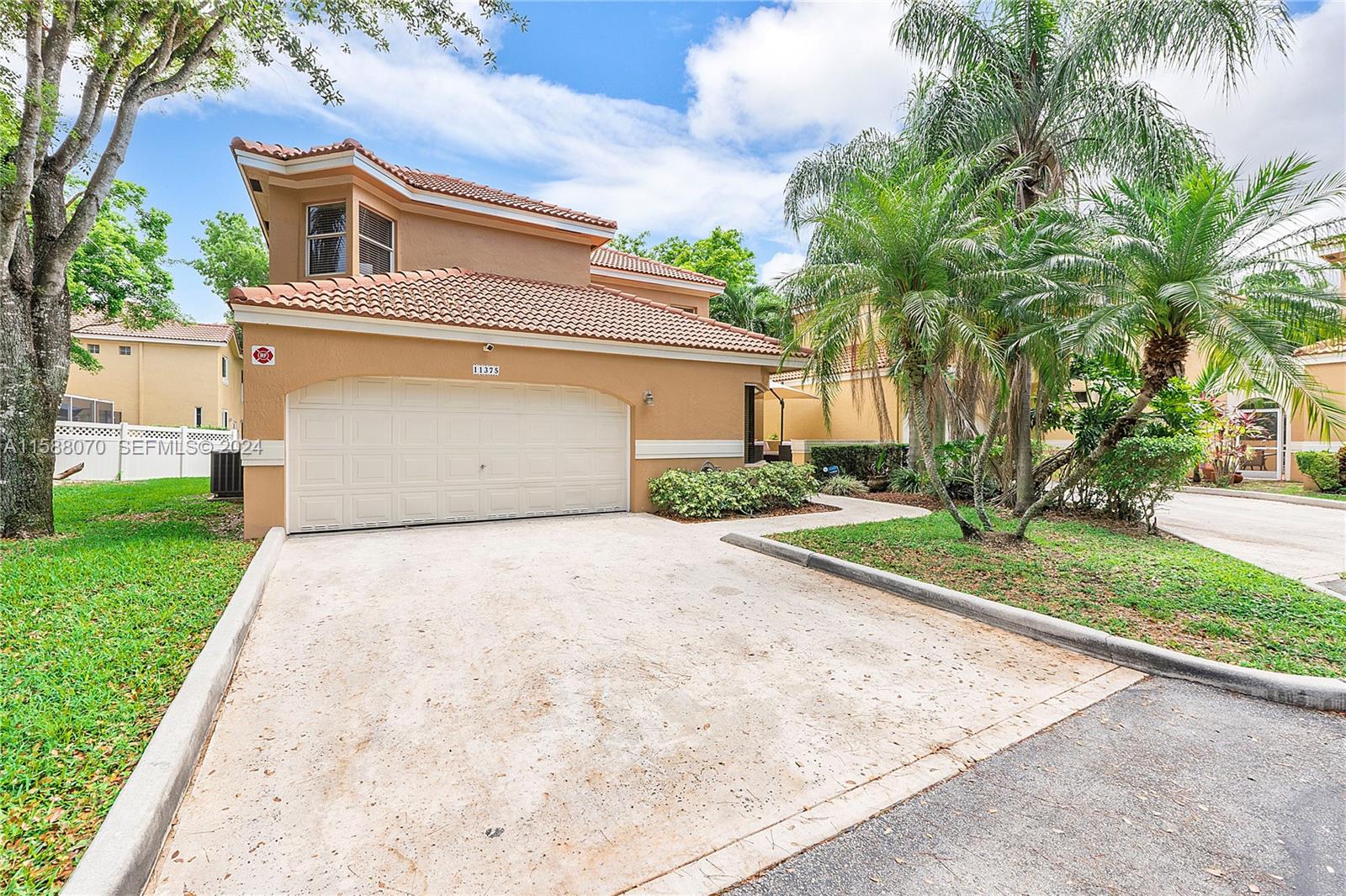 11375 Lakeview Drive 68U