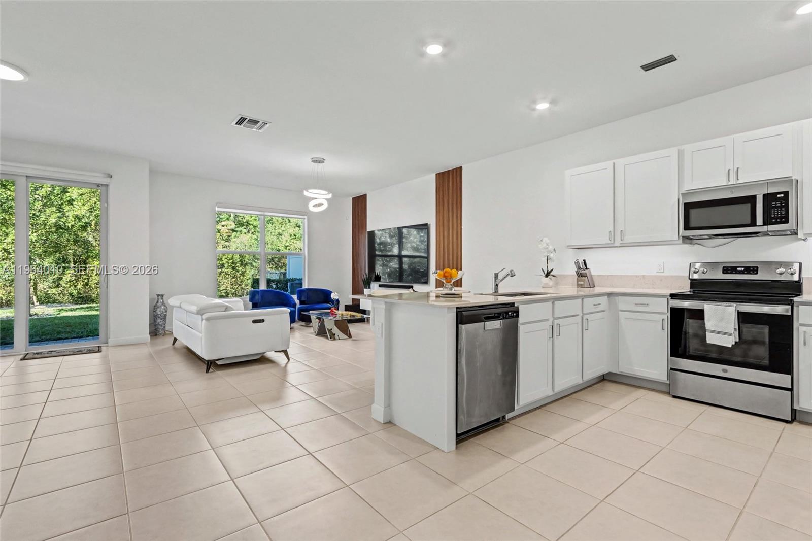4303 Hammock Grove Drive
