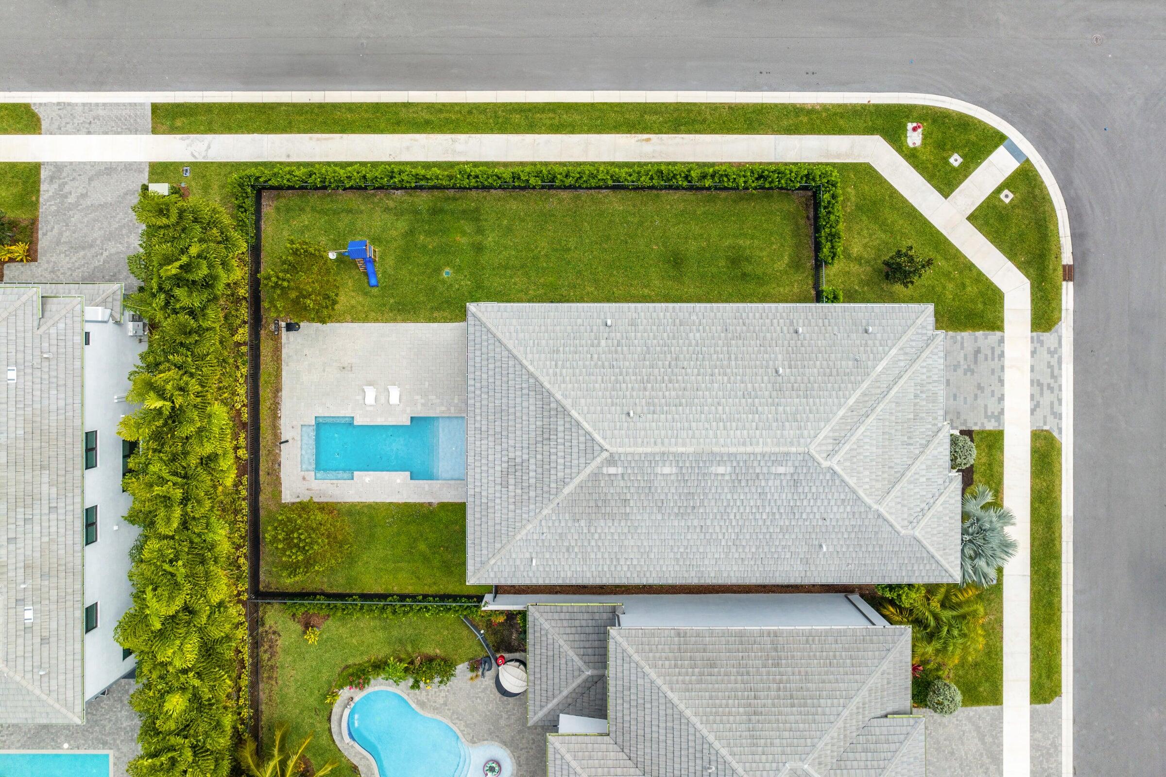 8227 Oceanus Drive