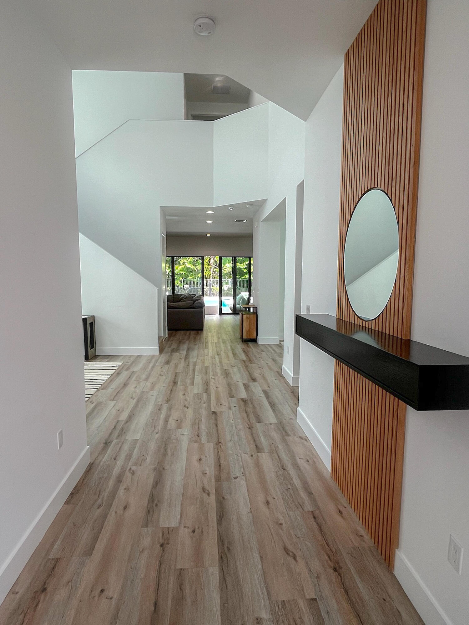 8227 Oceanus Drive