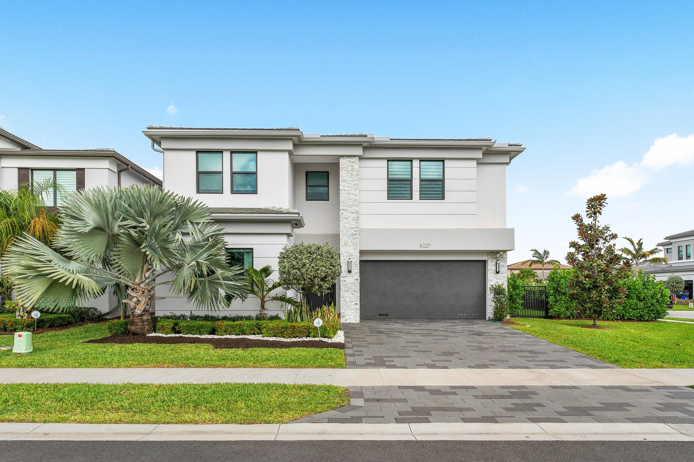 8227 Oceanus Drive