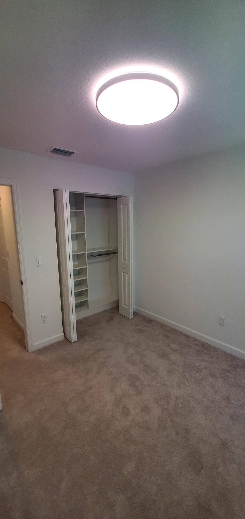4303 HAMMOCK GROVE Drive
