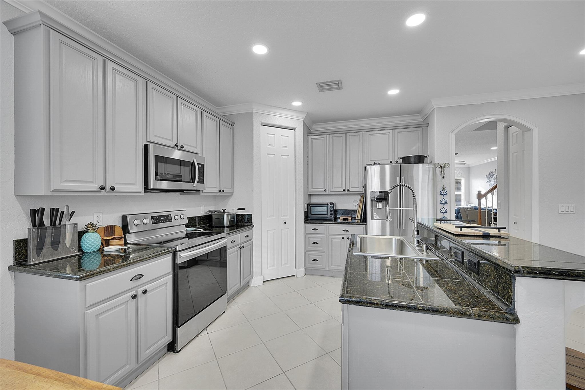 81 Legacy Court