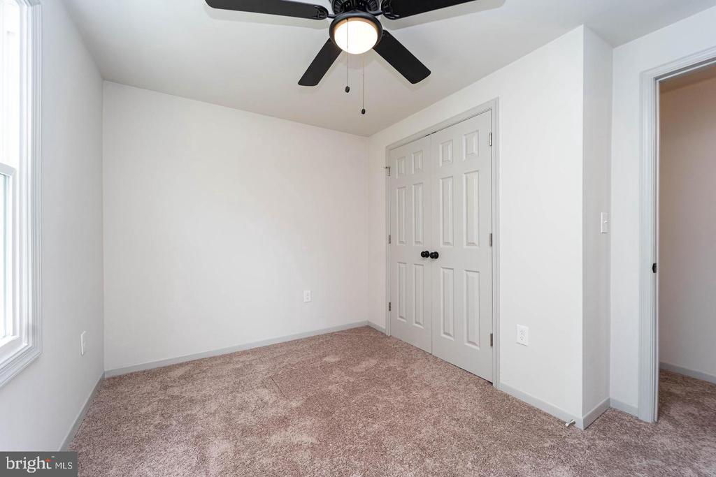 5704 BROADWATER PARKWAY