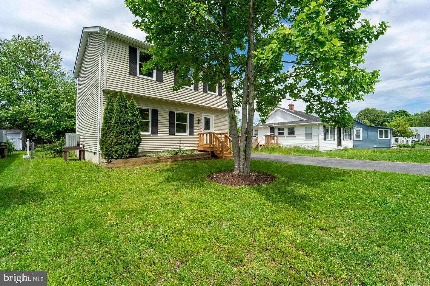 5704 BROADWATER PARKWAY