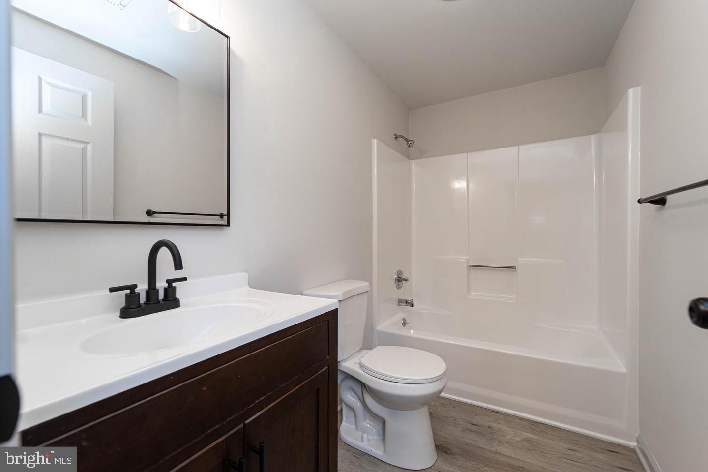 5704 BROADWATER PARKWAY