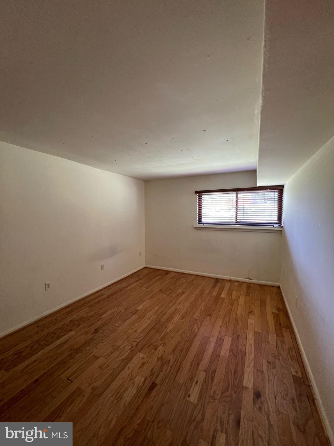 8489 GREENBELT ROAD 8489-T-2