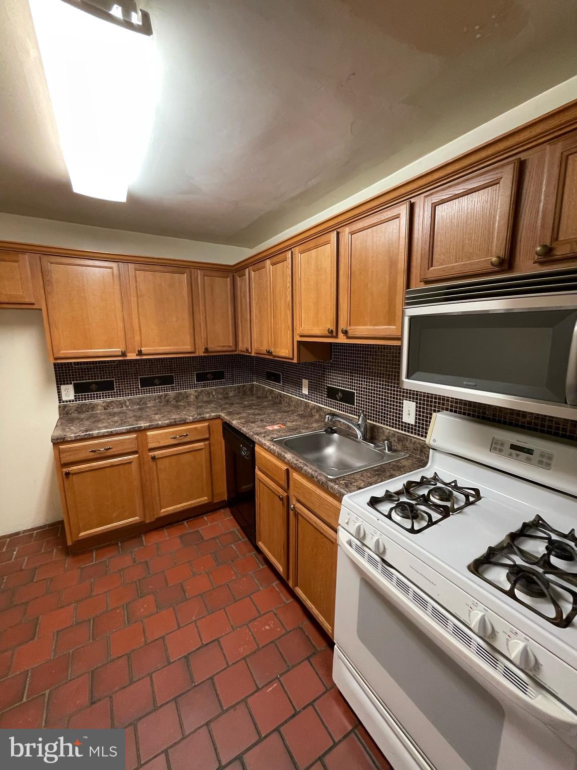 8489 GREENBELT ROAD 8489-T-2