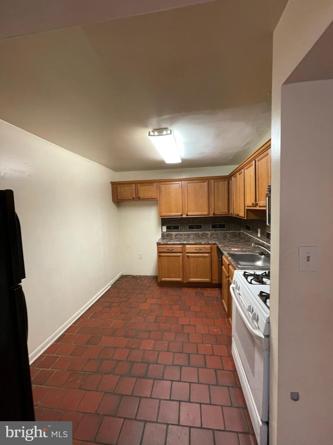 8489 GREENBELT ROAD 8489-T-2