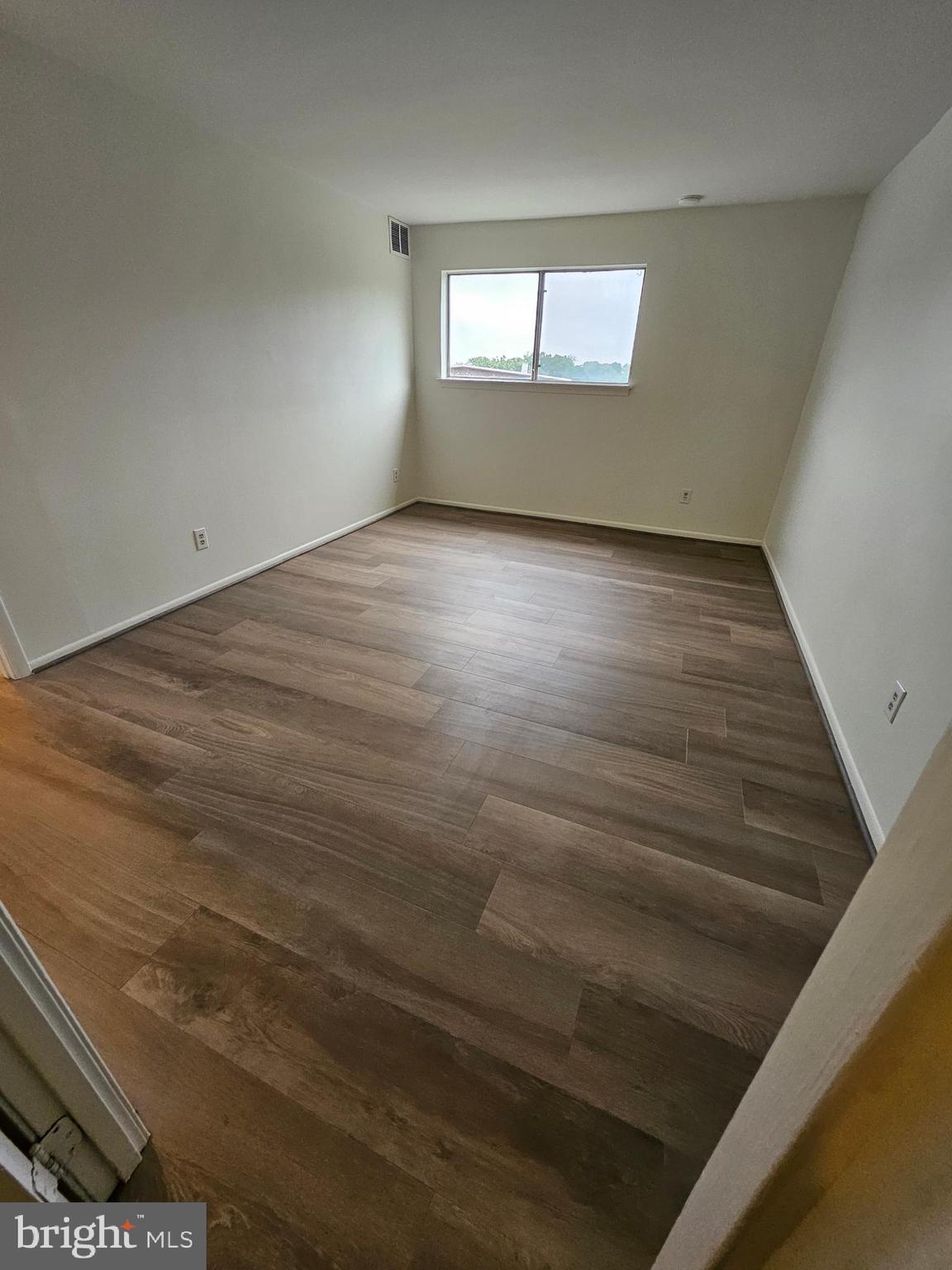 7525 RIVERDALE ROAD 1811