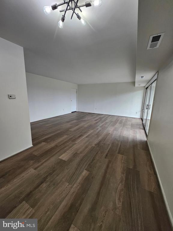 7525 RIVERDALE ROAD 1811