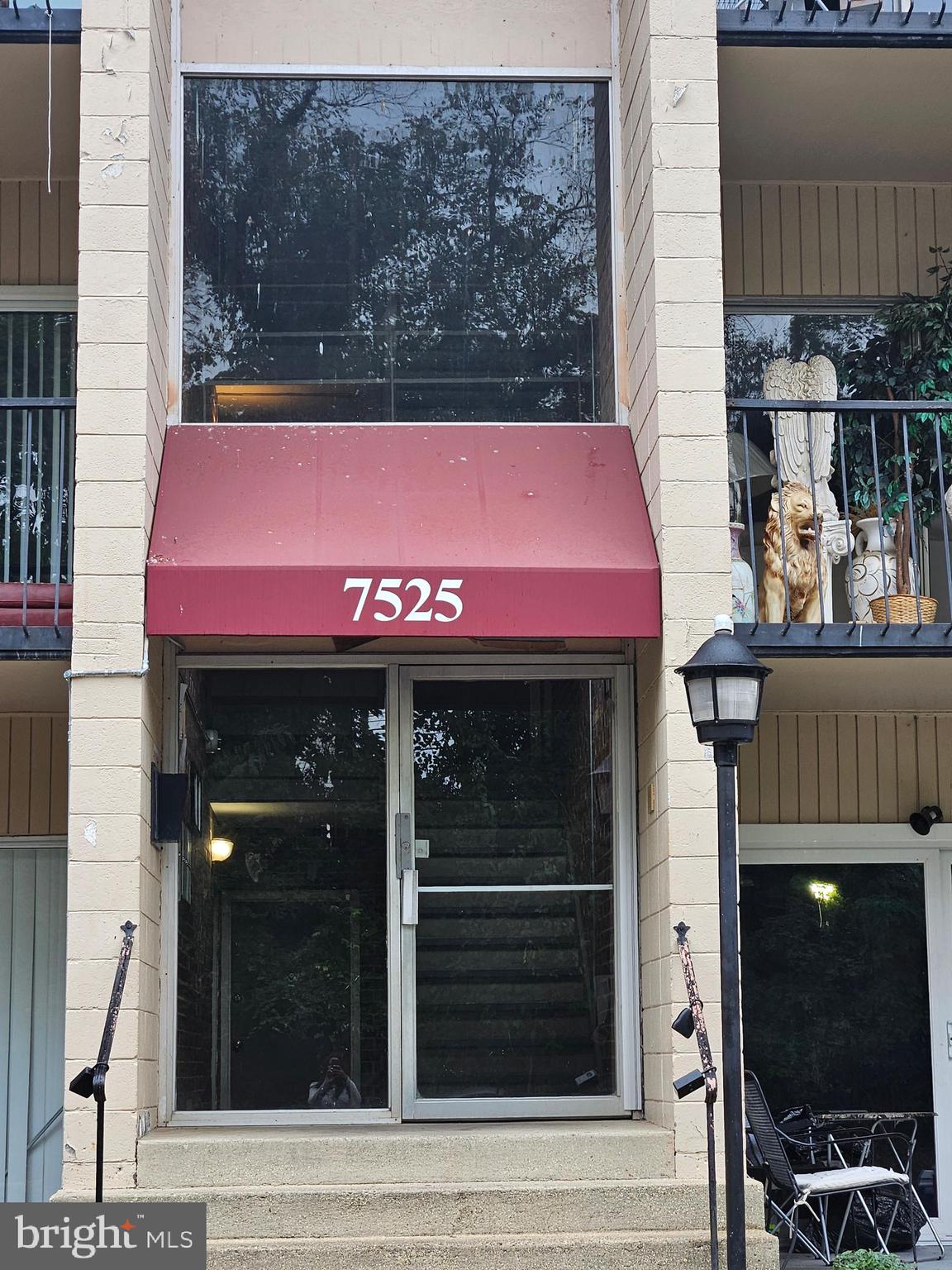 7525 RIVERDALE ROAD 1811