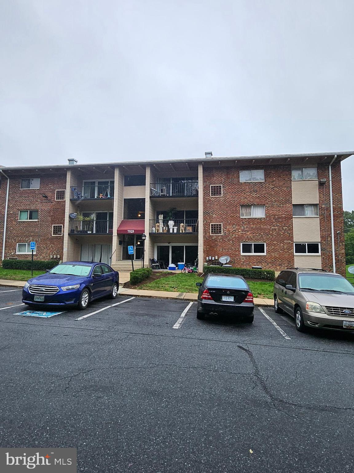 7525 RIVERDALE ROAD 1811