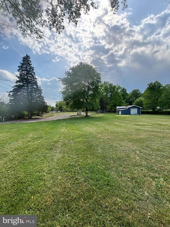 17111 MANNING DRIVE