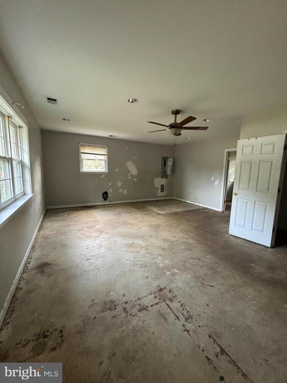 17111 MANNING DRIVE