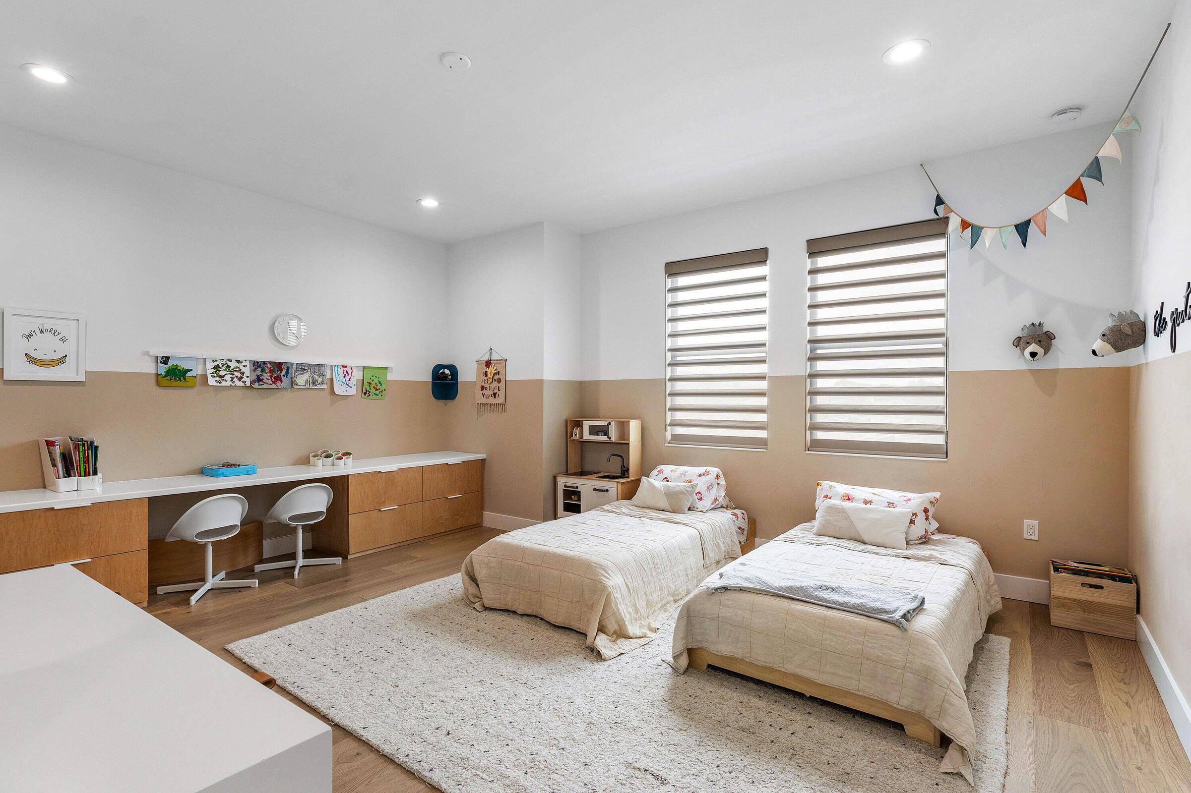 8227 Oceanus Drive