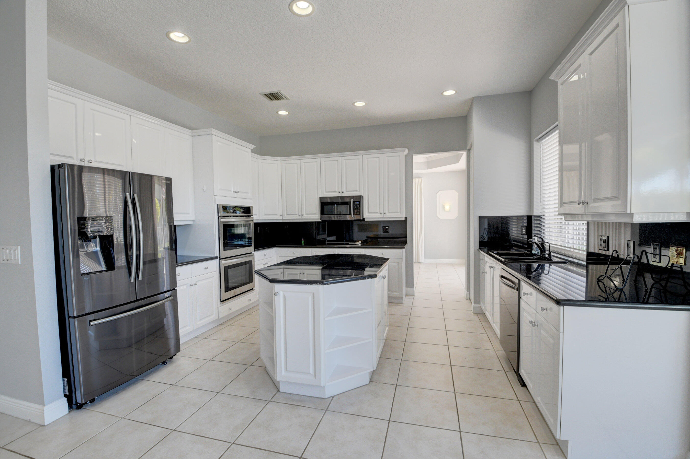 9544 Barletta Winds Pt Point