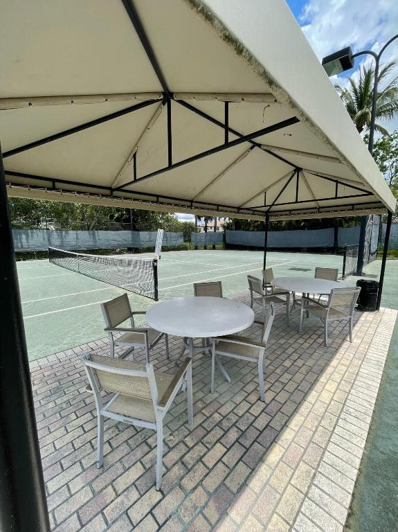 9544 Barletta Winds Pt Point