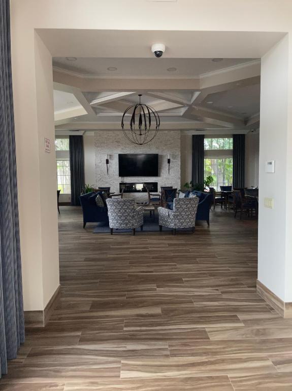 9544 Barletta Winds Pt Point