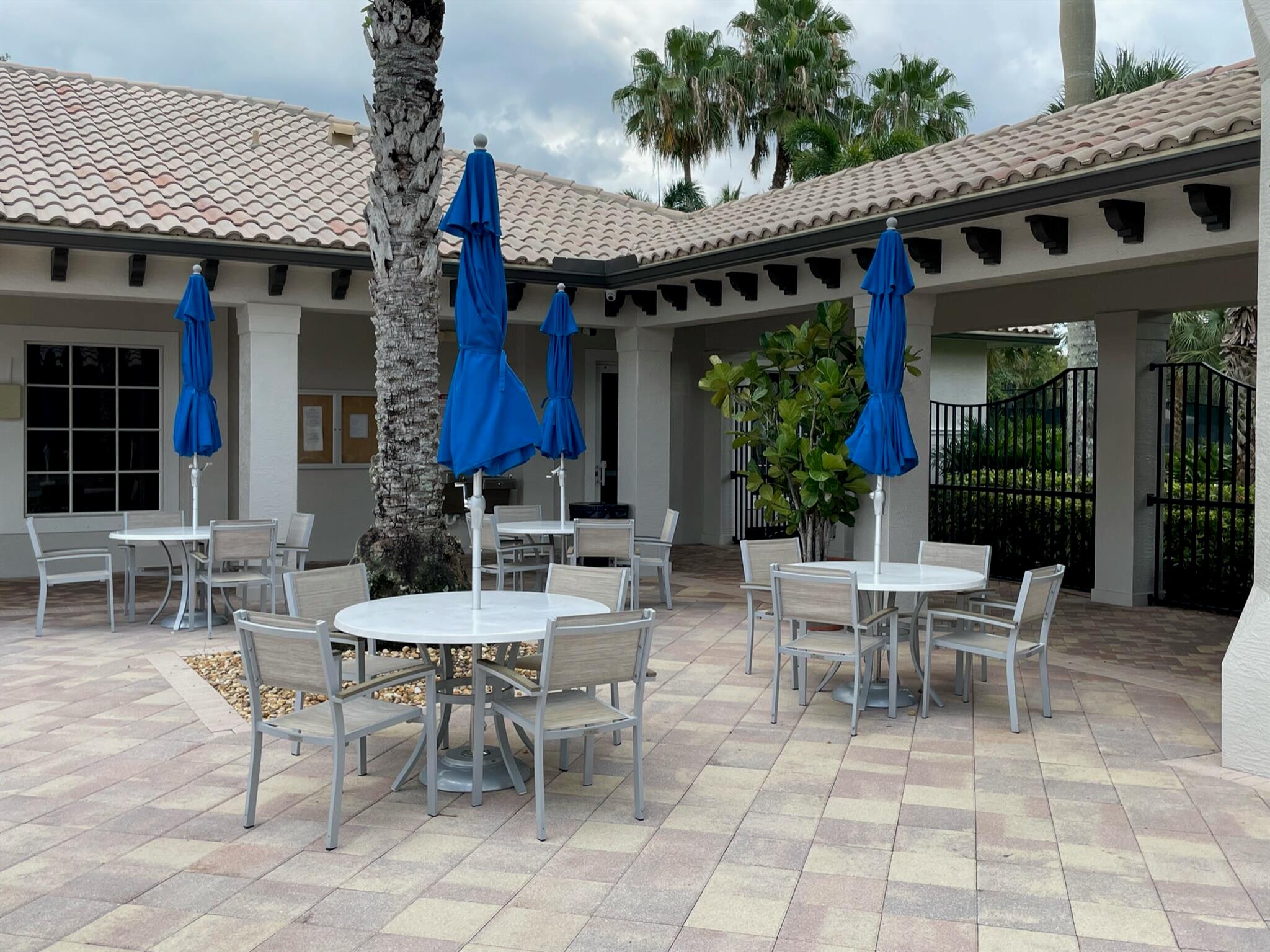 9544 Barletta Winds Pt Point