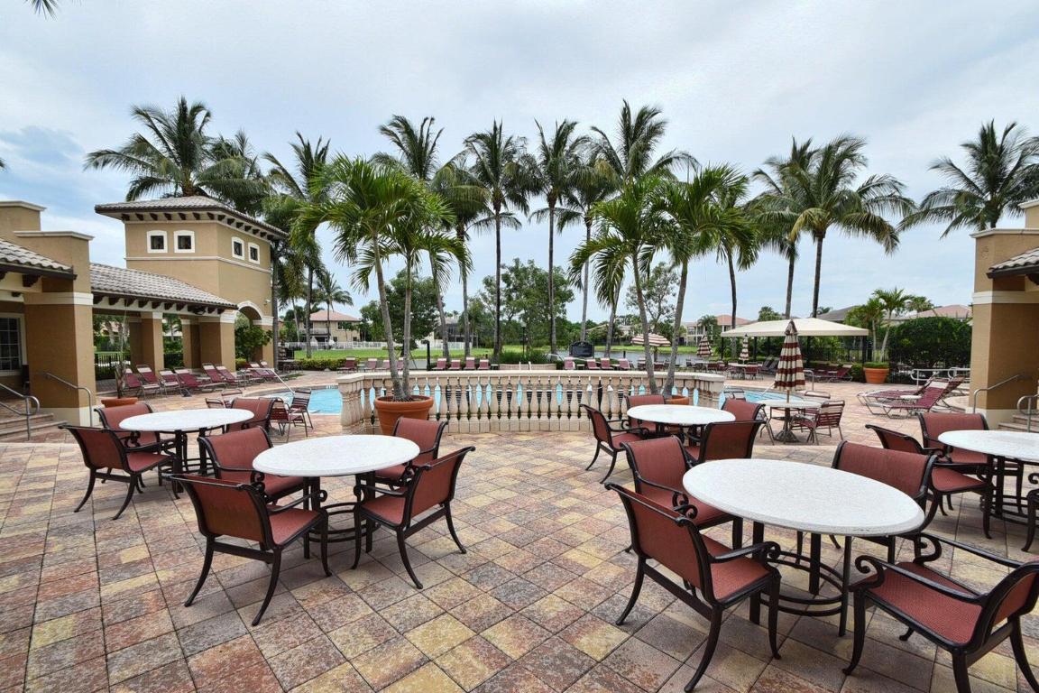 9544 Barletta Winds Pt Point