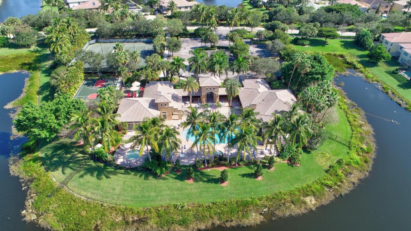 9544 Barletta Winds Pt Point