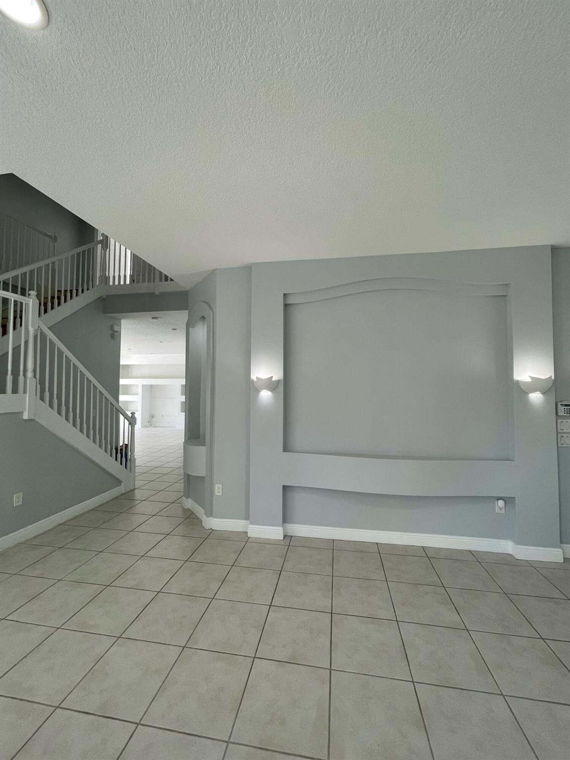 9544 Barletta Winds Pt Point