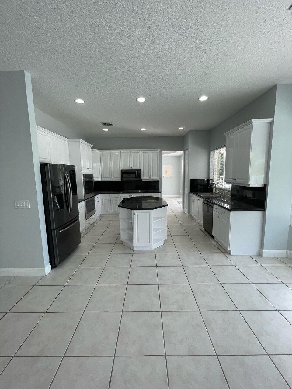 9544 Barletta Winds Pt Point