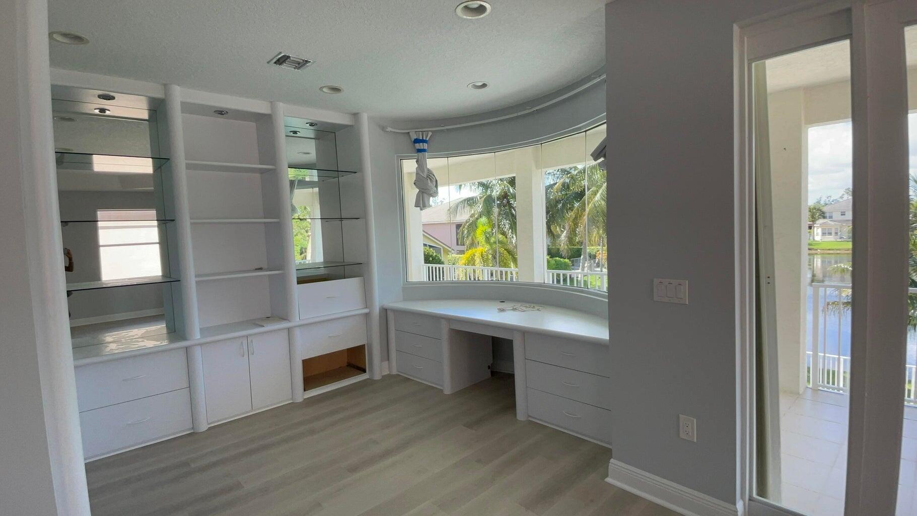 9544 Barletta Winds Pt Point