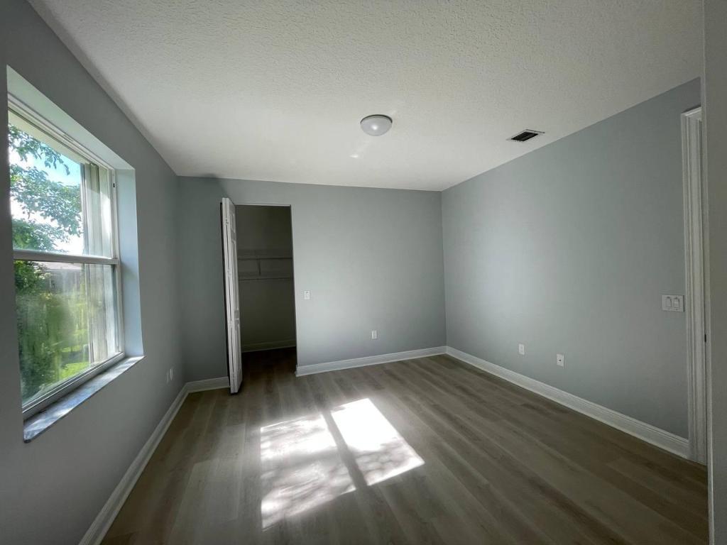 9544 Barletta Winds Pt Point