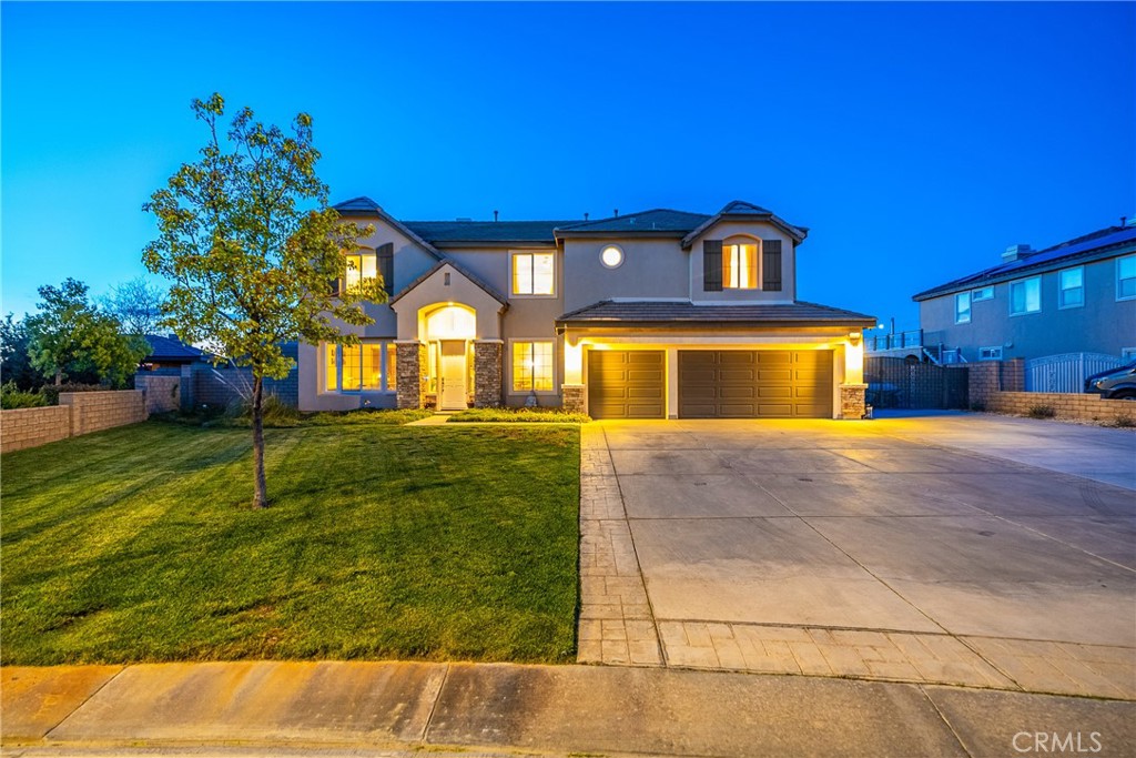 3835 Paddock Way