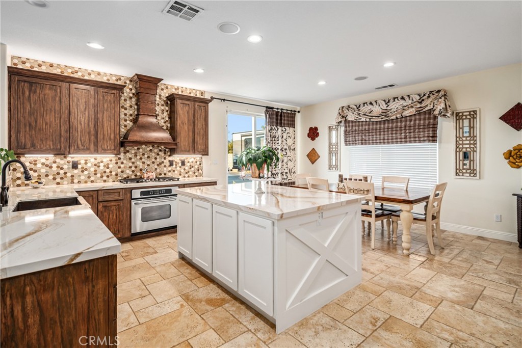 3835 Paddock Way